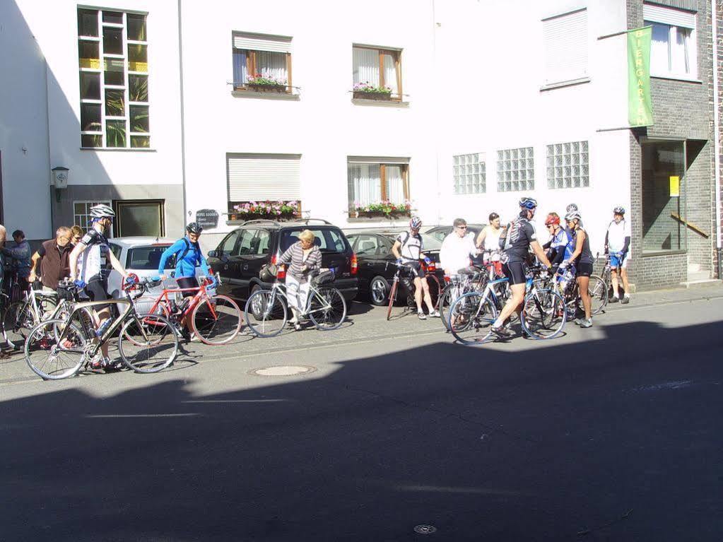 Hotel Loosen Enkirch Exterior foto
